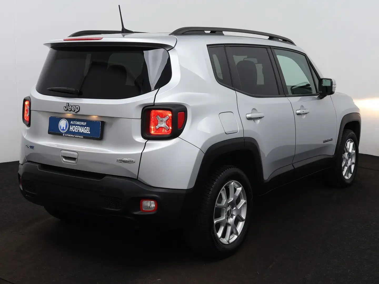Jeep Renegade 4xe 240 Plug-in Hybrid Electric Limited Automaat | Grijs - 2