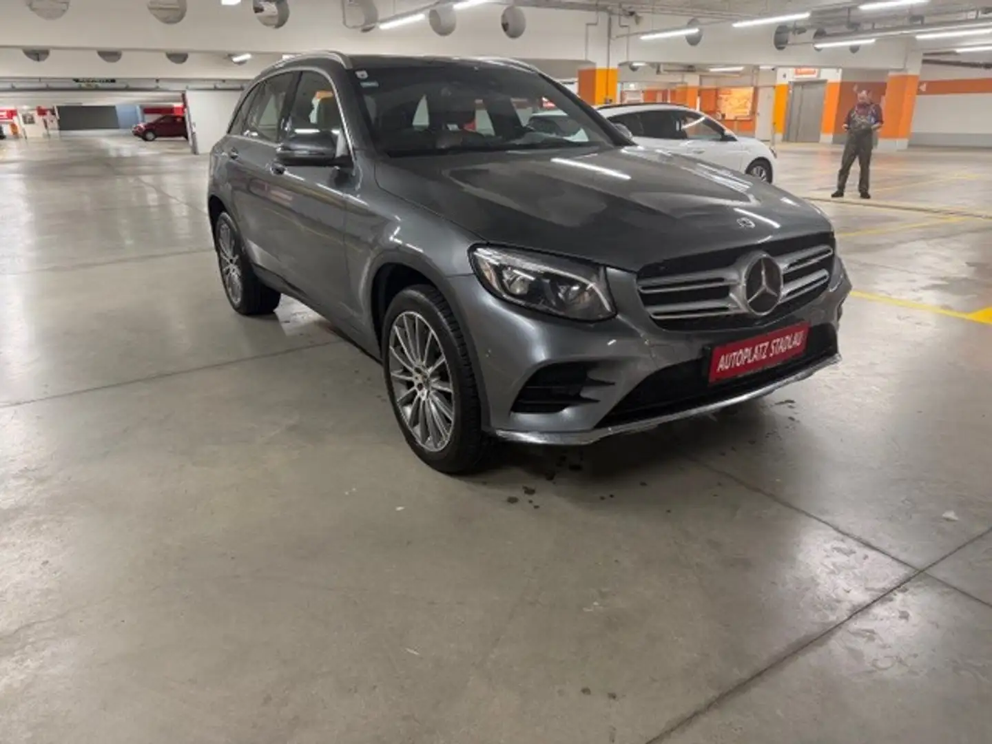 Mercedes-Benz GLC 350 e PHEV 4Matic Grau - 1