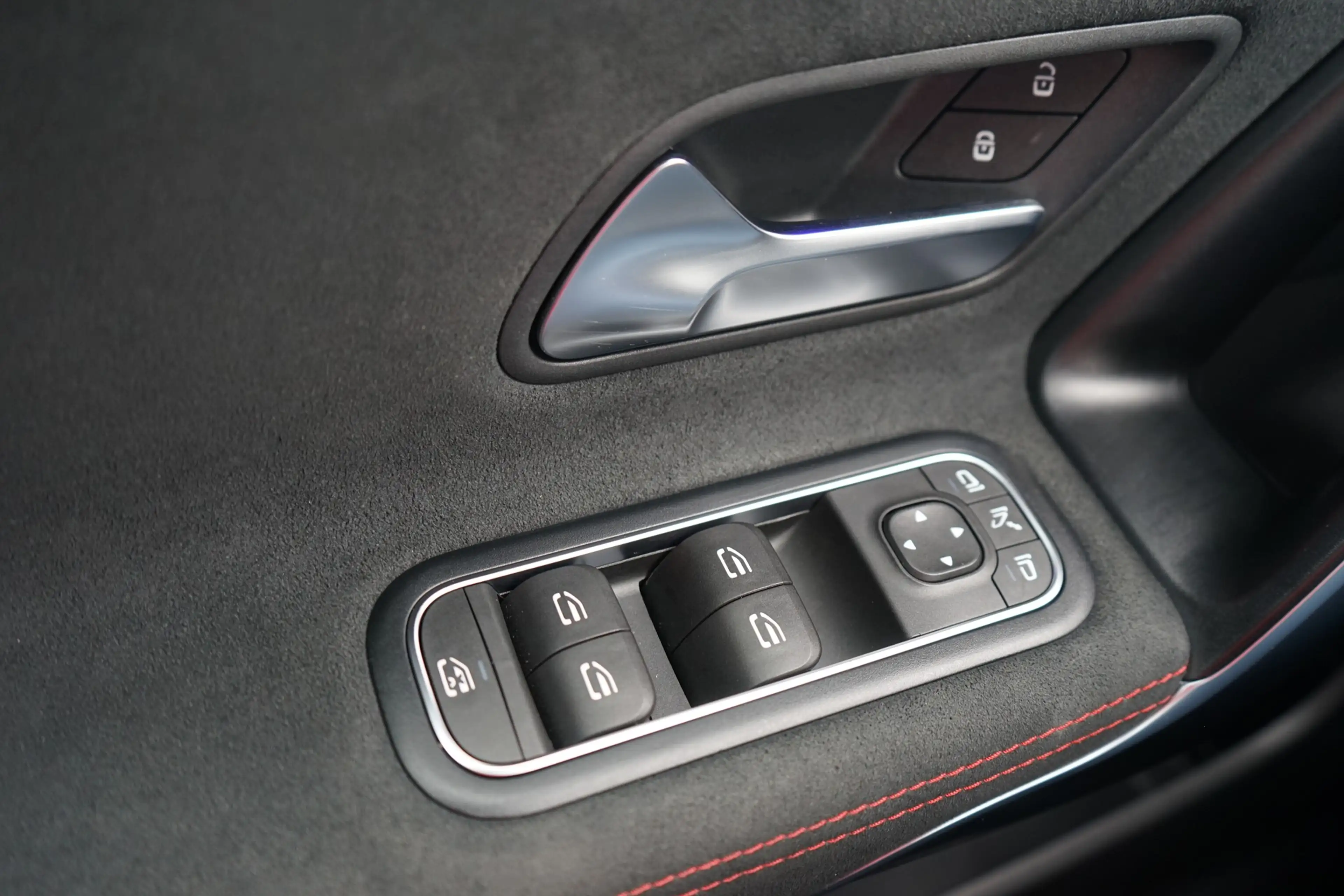 Mercedes-Benz CLA 220 SB AMG Line LED Navi Kamera Spurhalte — photo 23