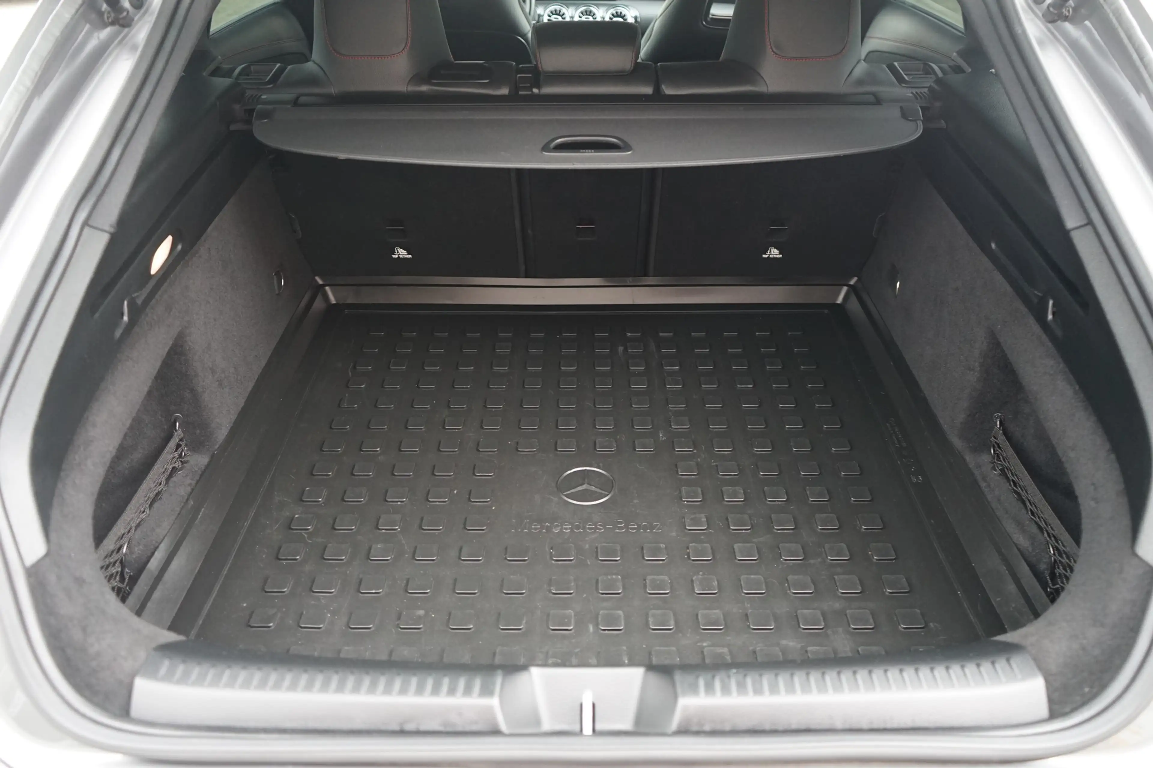 Mercedes-Benz CLA 220 SB AMG Line LED Navi Kamera Spurhalte — photo 8
