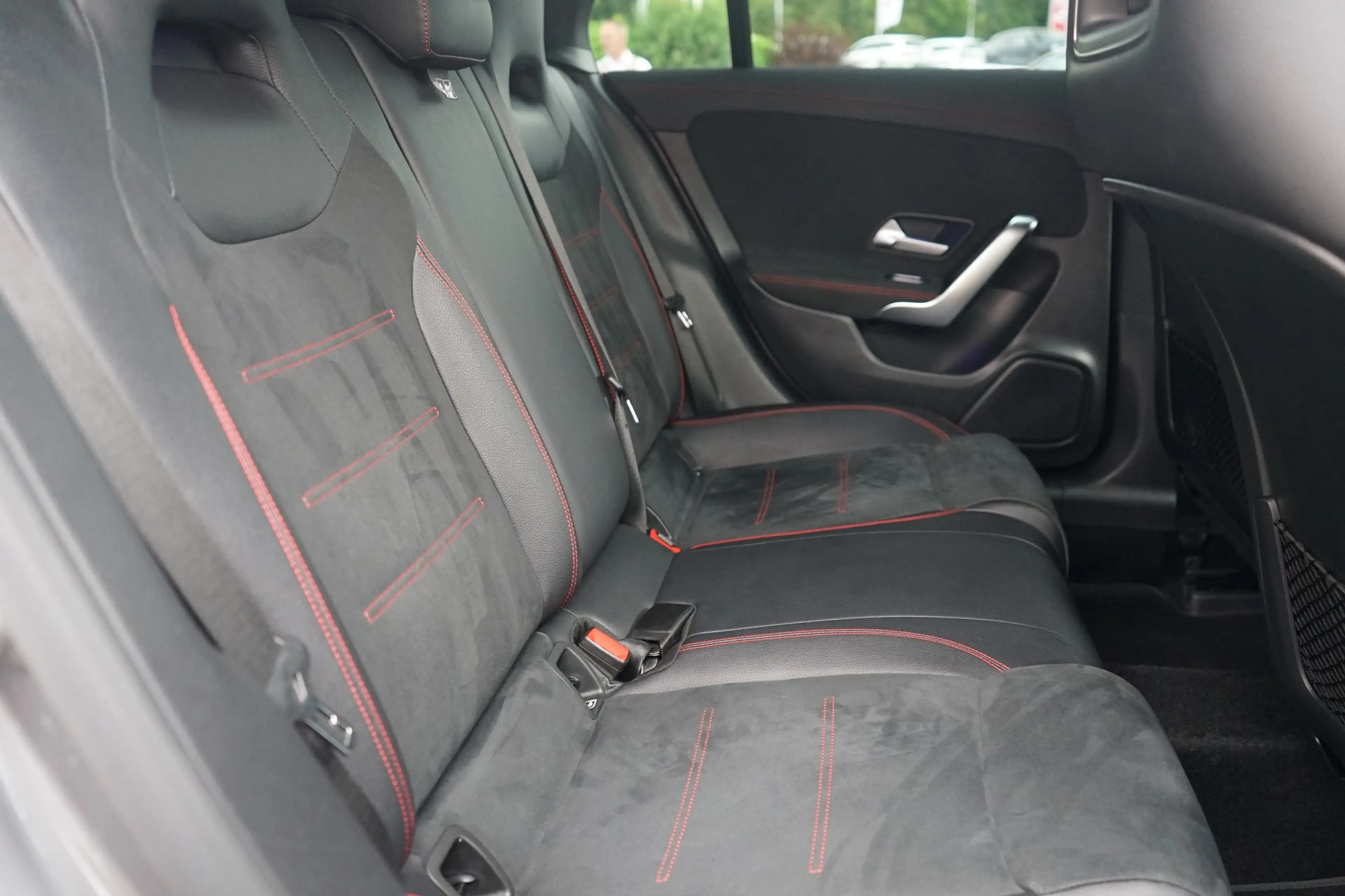 Mercedes-Benz CLA 220 SB AMG Line LED Navi Kamera Spurhalte — photo 7