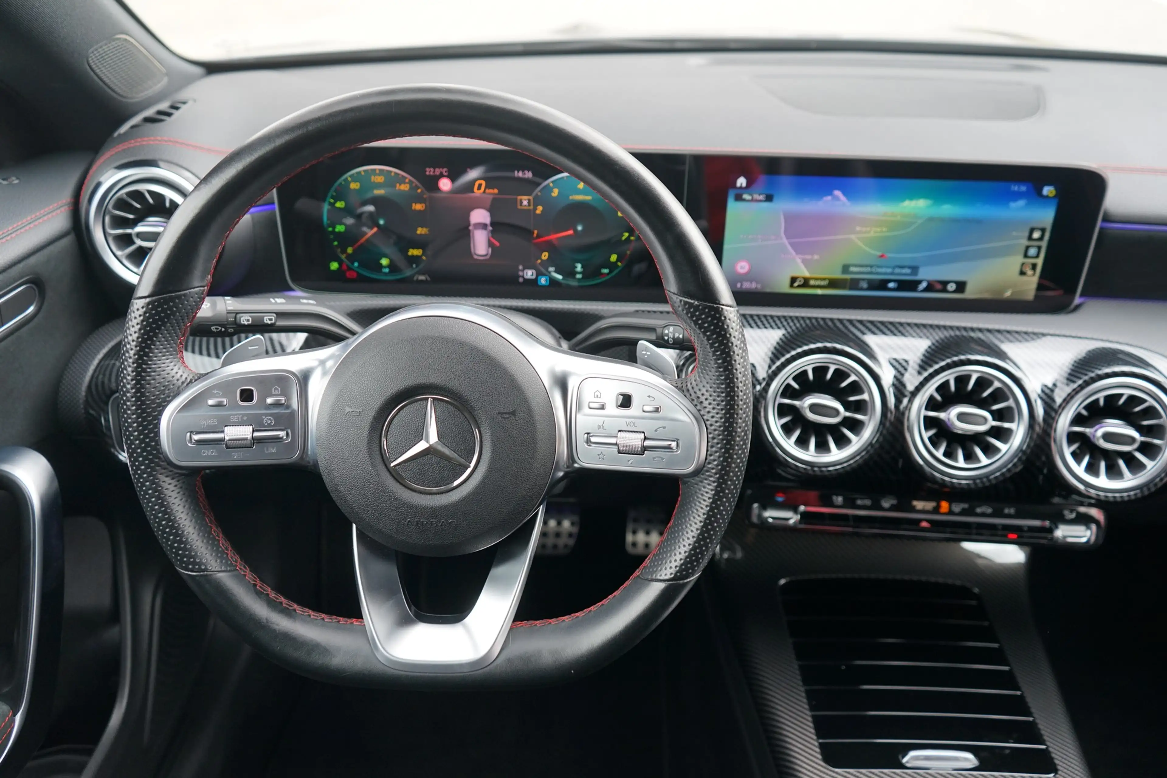 Mercedes-Benz CLA 220 SB AMG Line LED Navi Kamera Spurhalte — photo 9