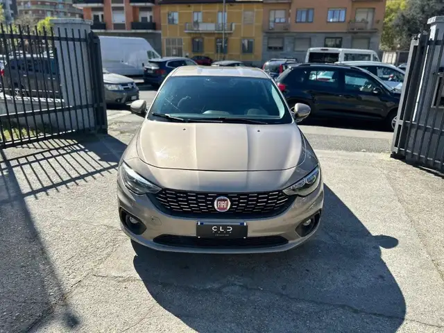 Fiat Tipo view 2