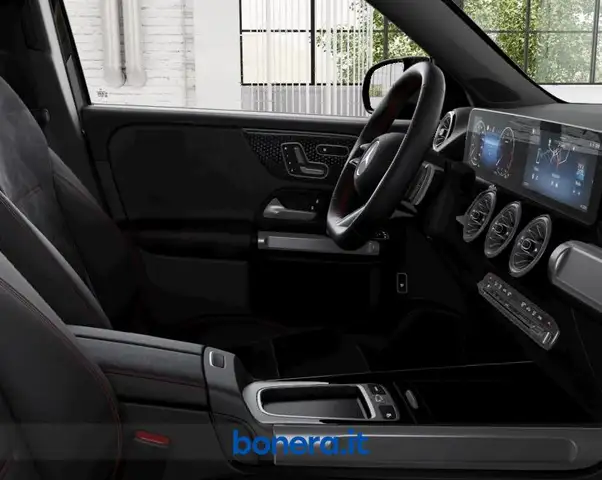 Mercedes-Benz GLB Class view 7