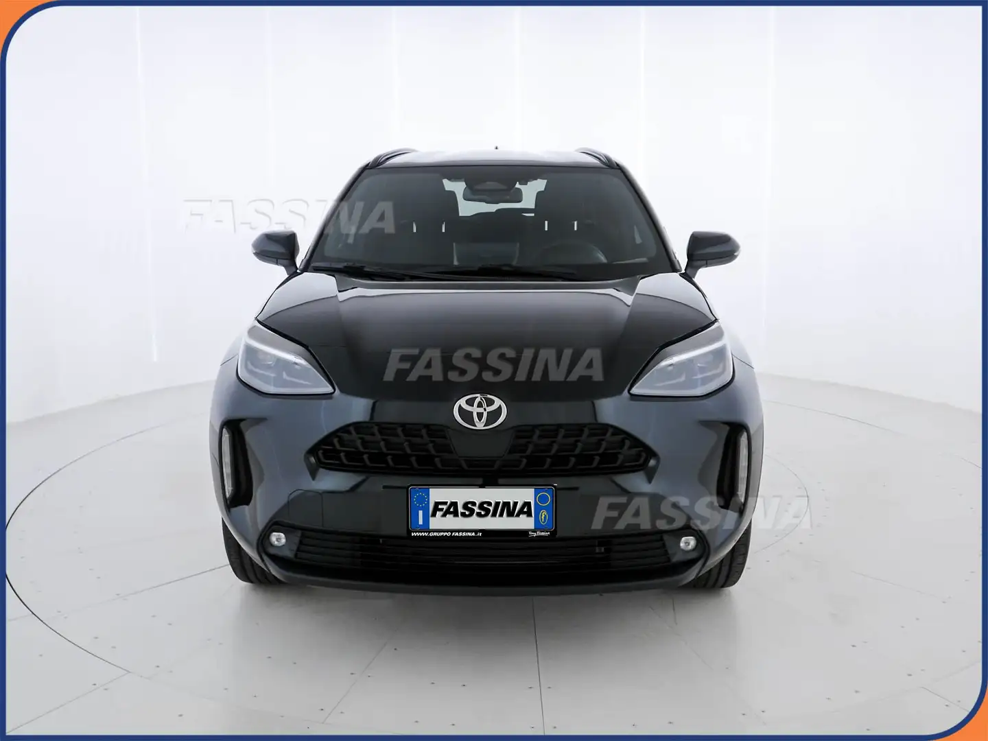 Toyota Yaris Cross 1.5 Hybrid 130 CV 5p.E-CVT Trend Nero - 2