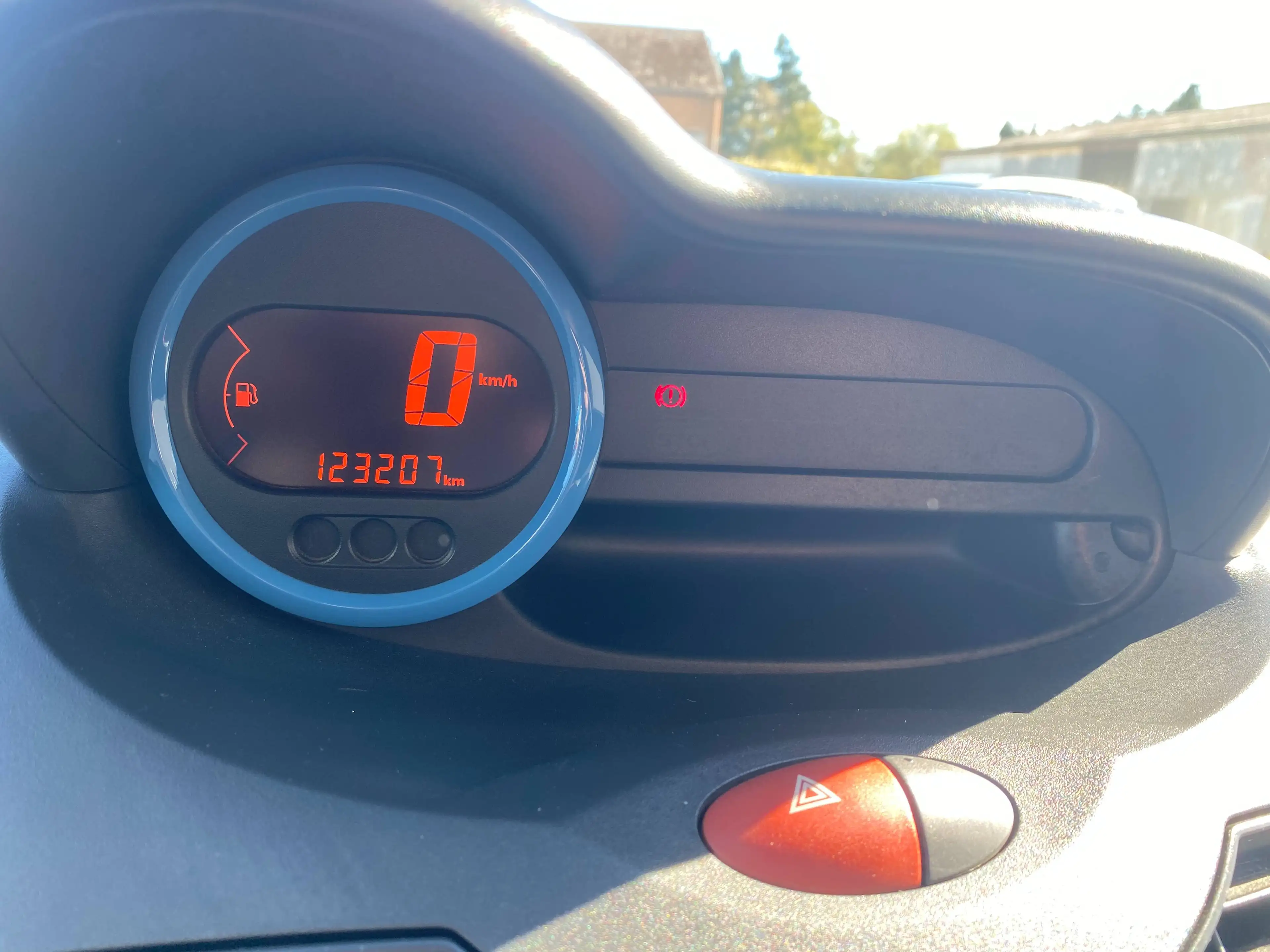 Renault Twingo Twingo 1.5 dCi Exception — photo 11