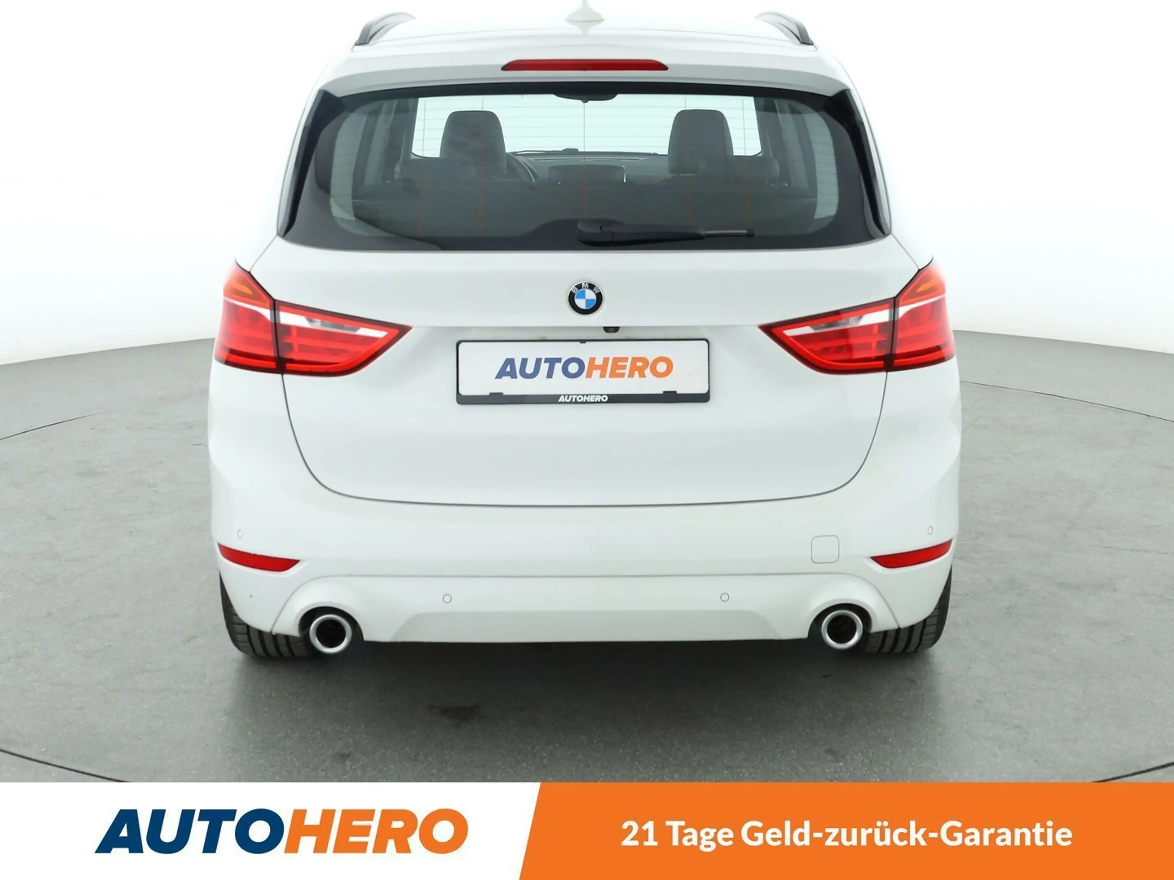 BMW 220 220i Gran Tourer Advantage Aut.*NAVI*HEAD-UP*LED* — photo 5