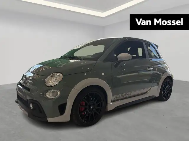 Abarth 500 1.4 T-Jet 695 132kW 70° Anniversario