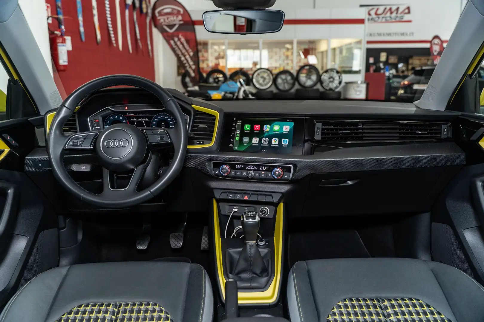 Audi A1 25 1.0 TFSI 95cv SPB Giallo - 2