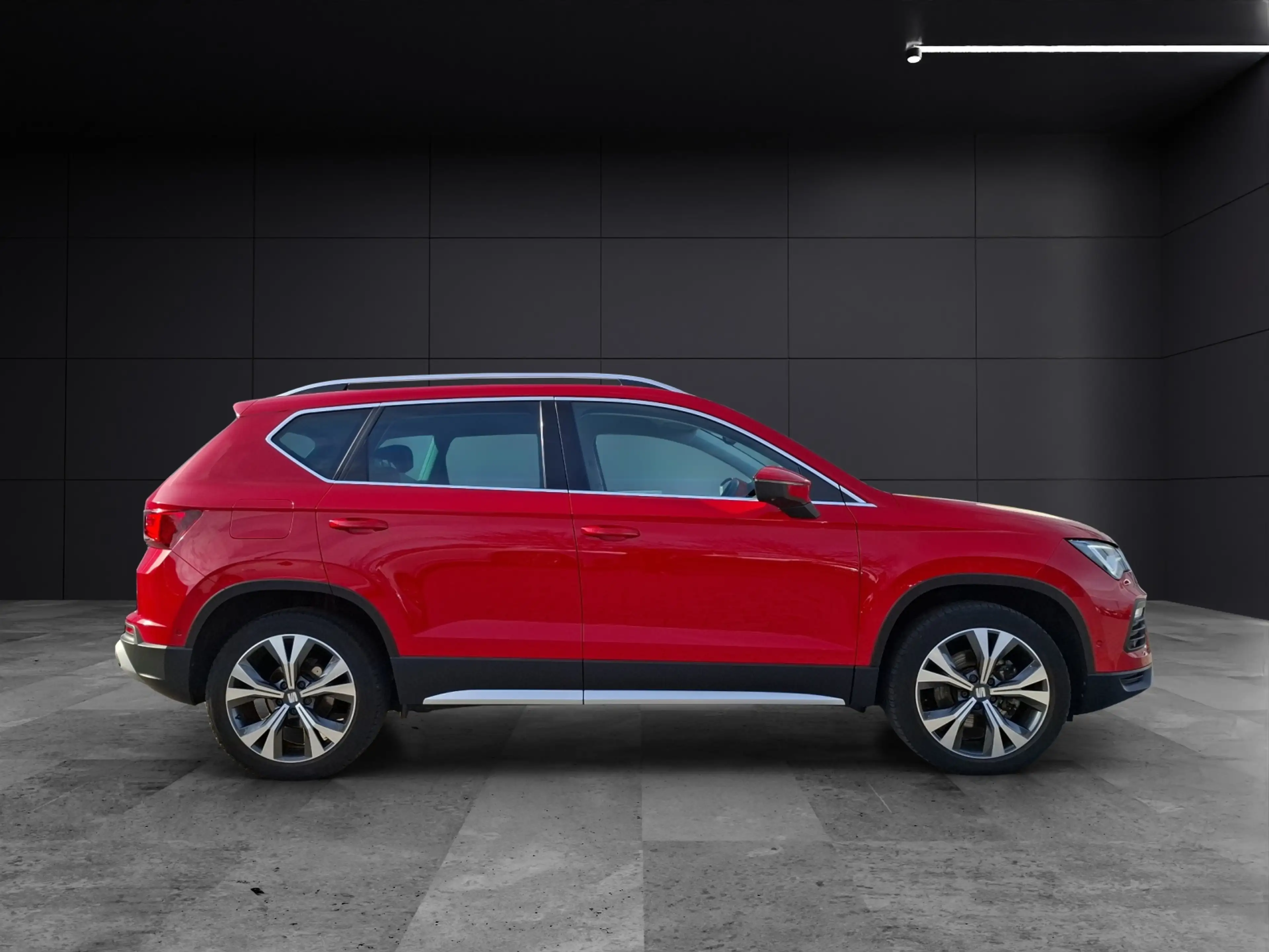 SEAT Ateca TDI Xperience DSG LED AHK Navi ACC RFK Beats SHZ — photo 6