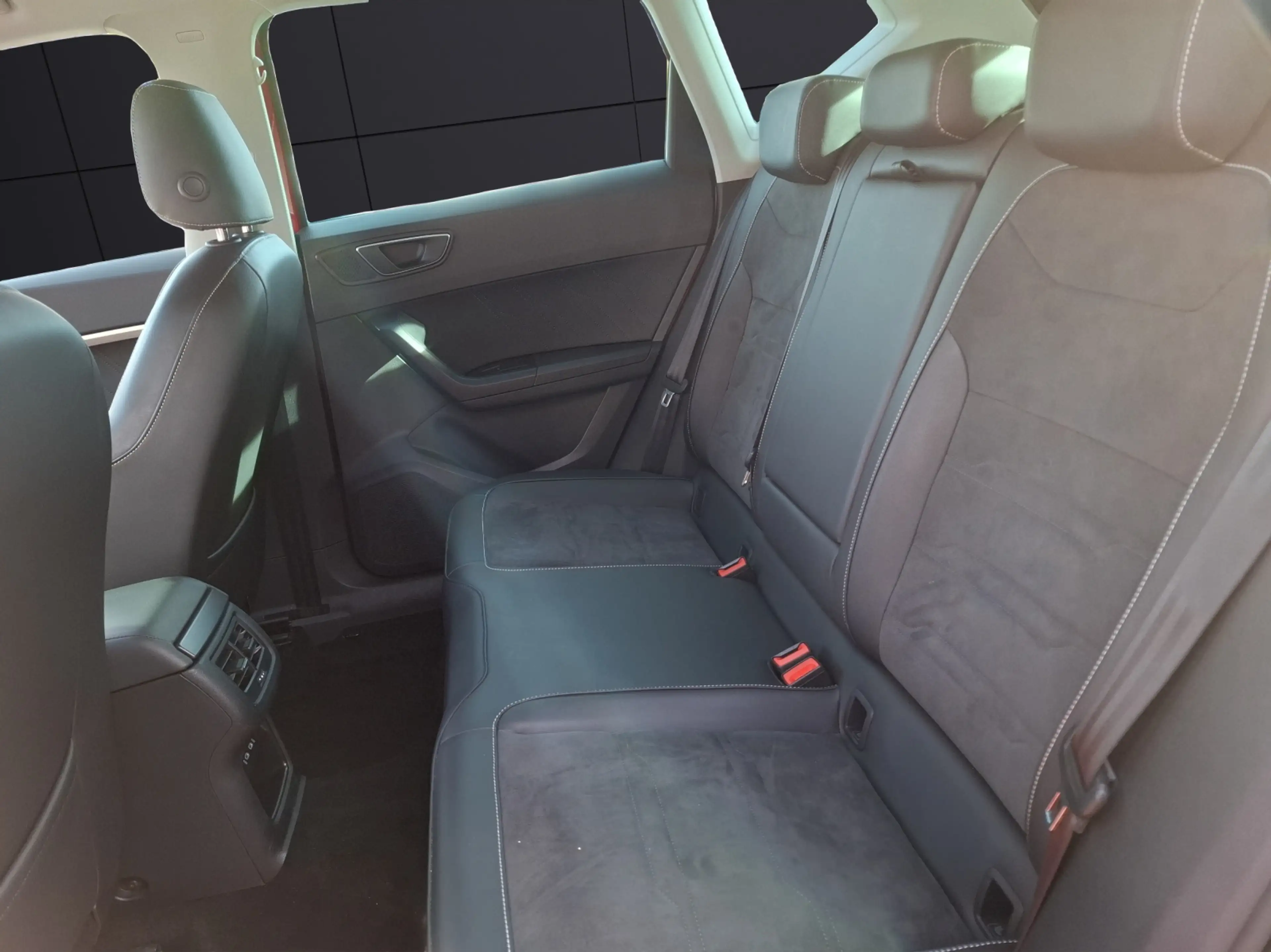 SEAT Ateca TDI Xperience DSG LED AHK Navi ACC RFK Beats SHZ — photo 11
