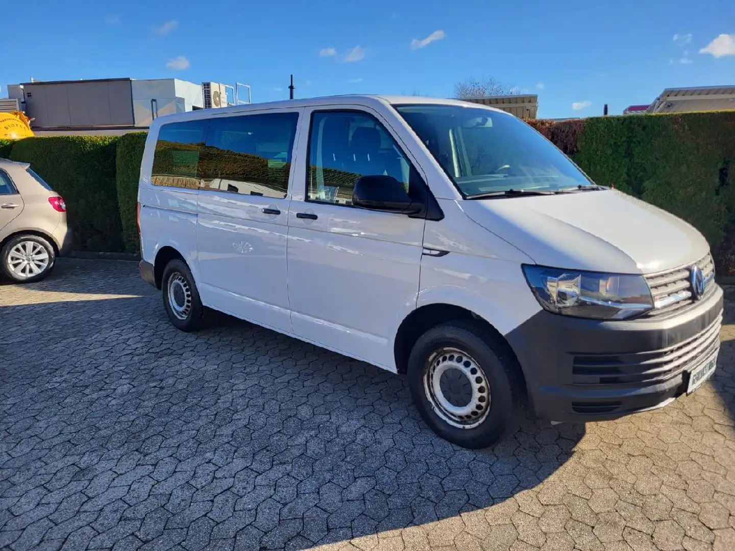 Volkswagen T6 Transporter Kombi 4Motion Blanc - 2