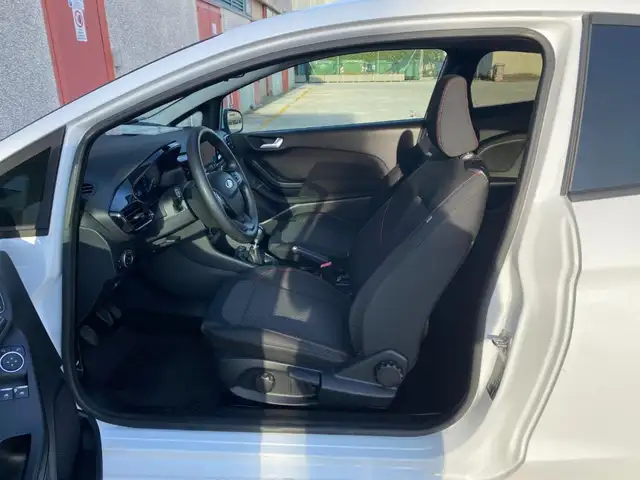 Ford Fiesta view 7