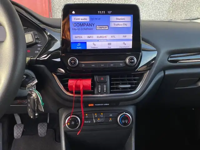 Ford Fiesta view 9