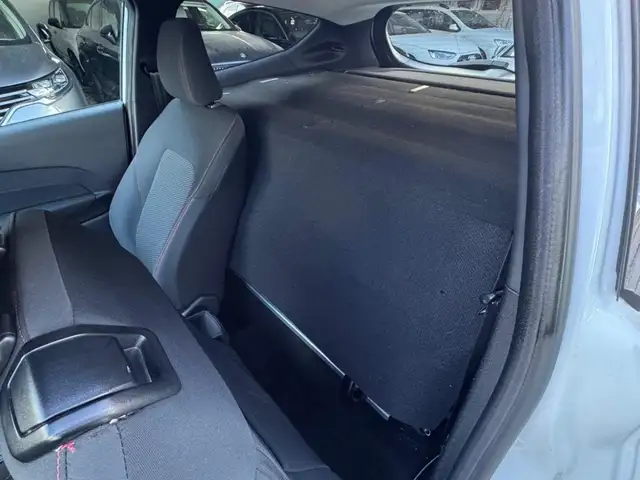 Ford Fiesta view 15