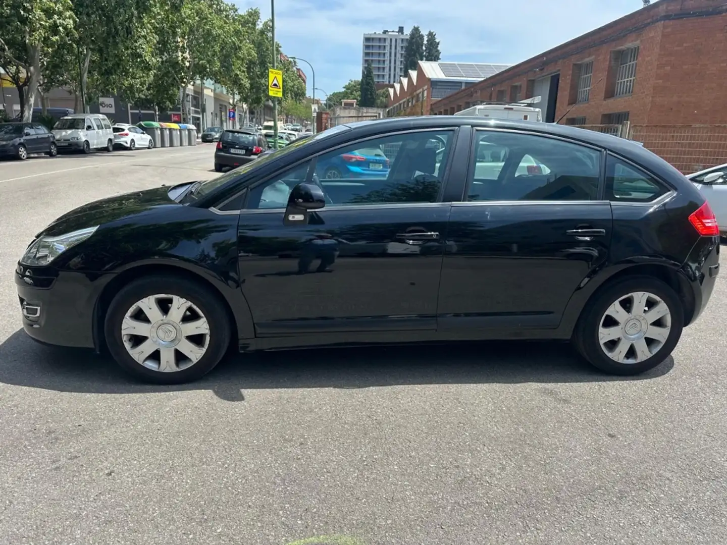 Citroen C4 1.6HDI Exclusive 110 Noir - 1