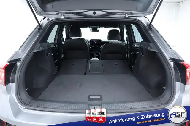 Volkswagen T-Roc view 14
