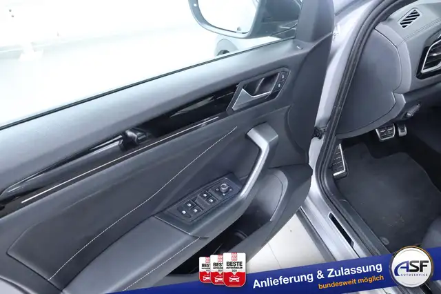 Volkswagen T-Roc view 19