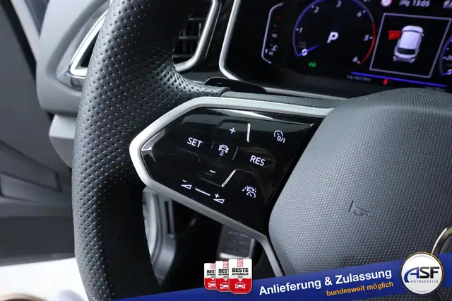Volkswagen T-Roc view 22