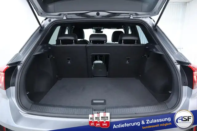 Volkswagen T-Roc view 12