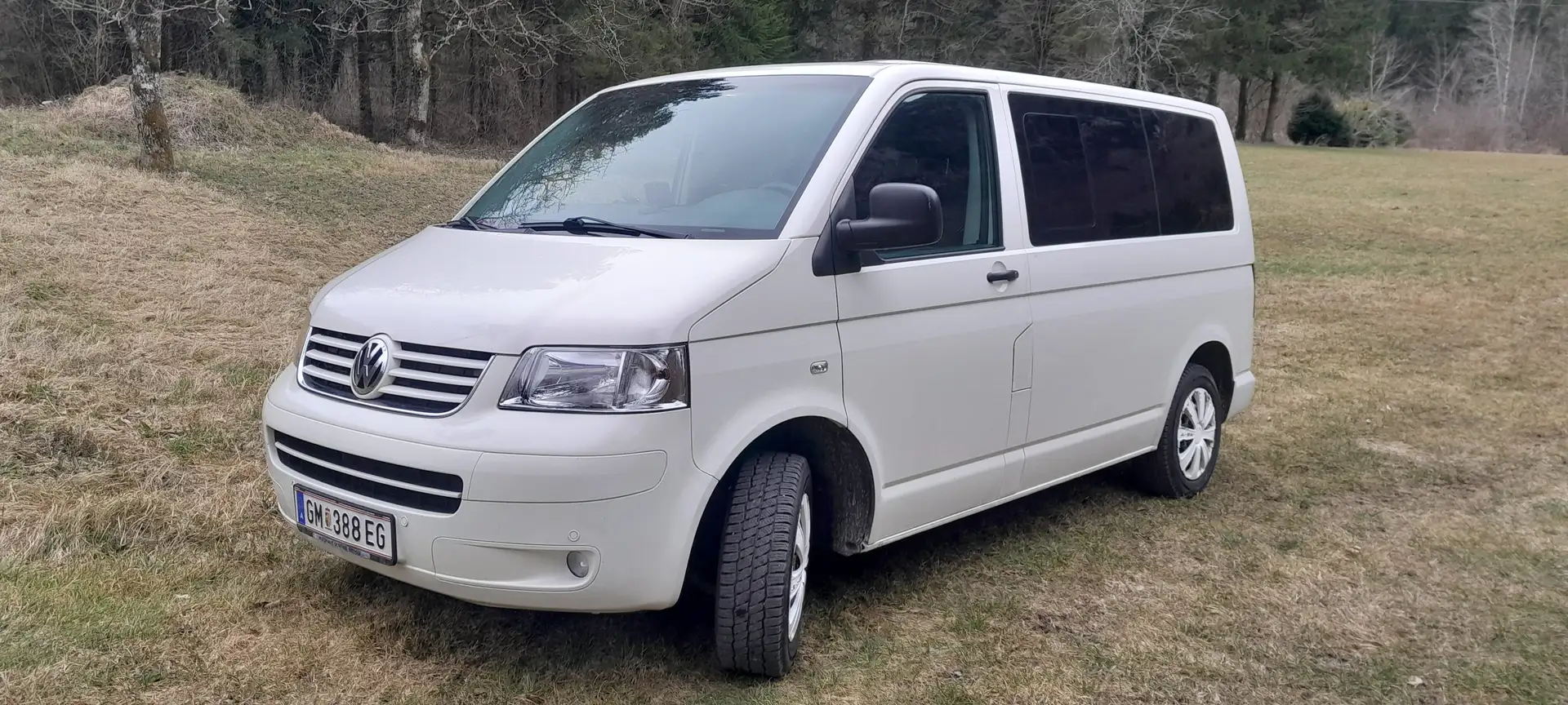 Volkswagen T5 Caravelle Caravelle 1,9 TDI D-PF Weiß - 1