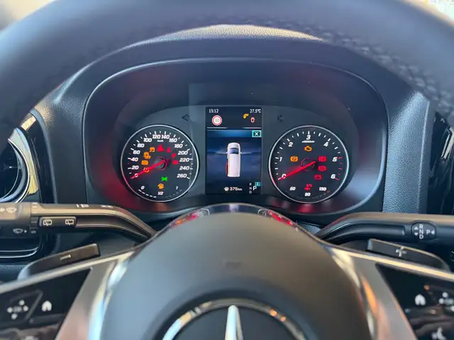 Mercedes-Benz Vito view 21