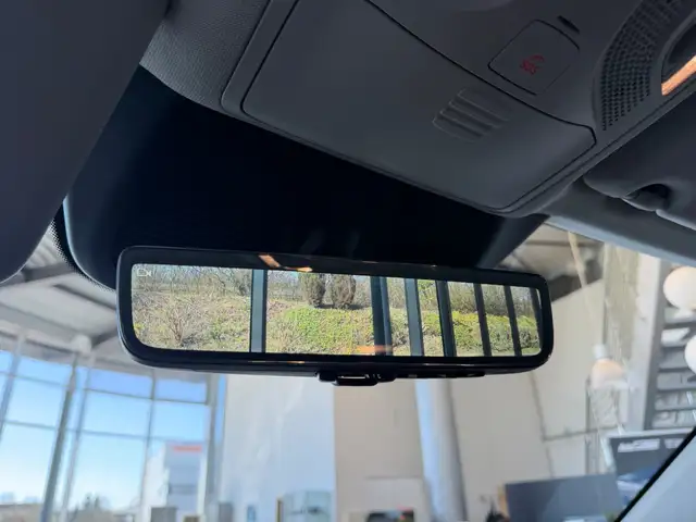 Mercedes-Benz Vito view 16