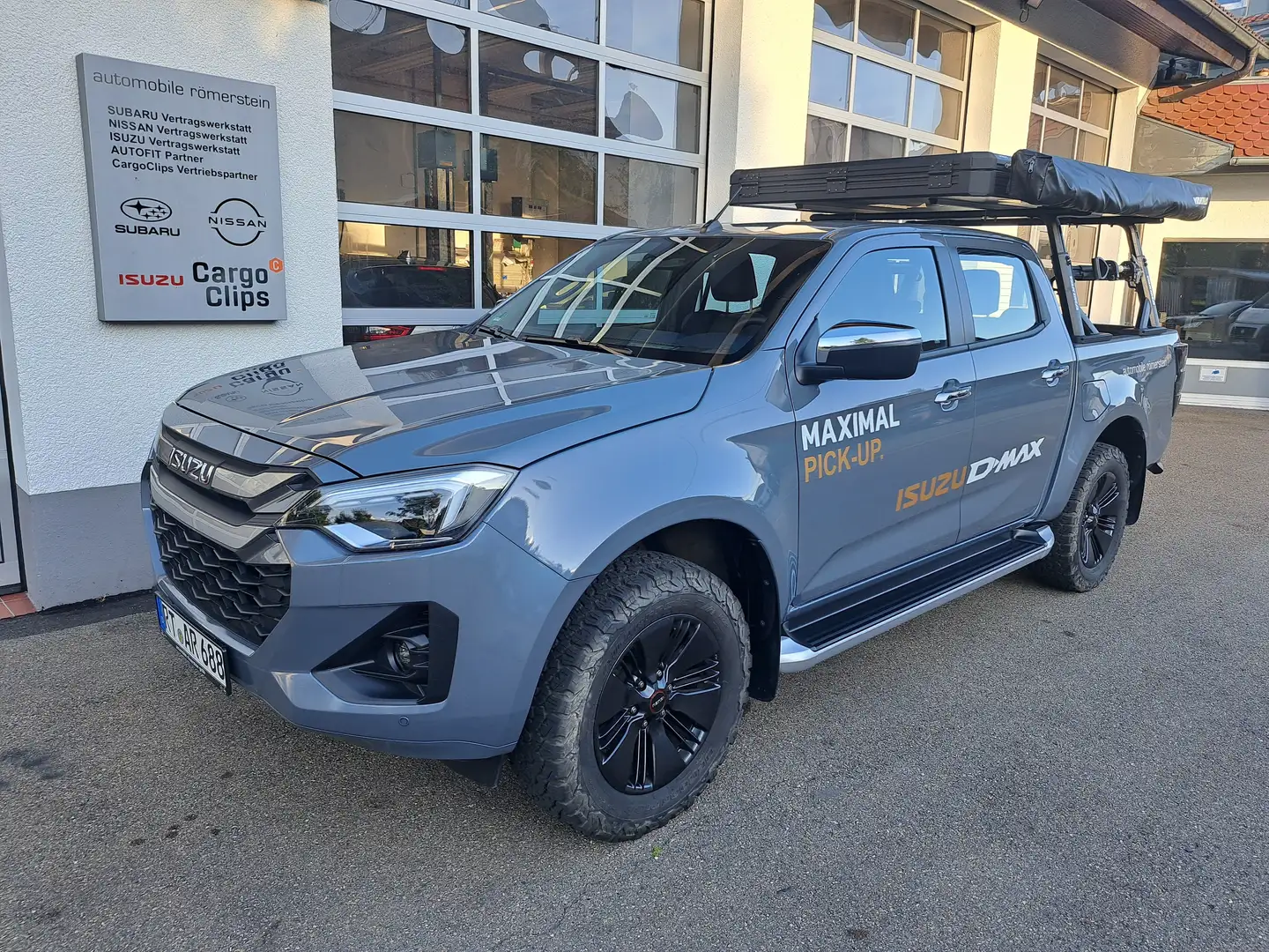 Isuzu D-Max Double Cab 4WD Autm. LSE Grau - 1