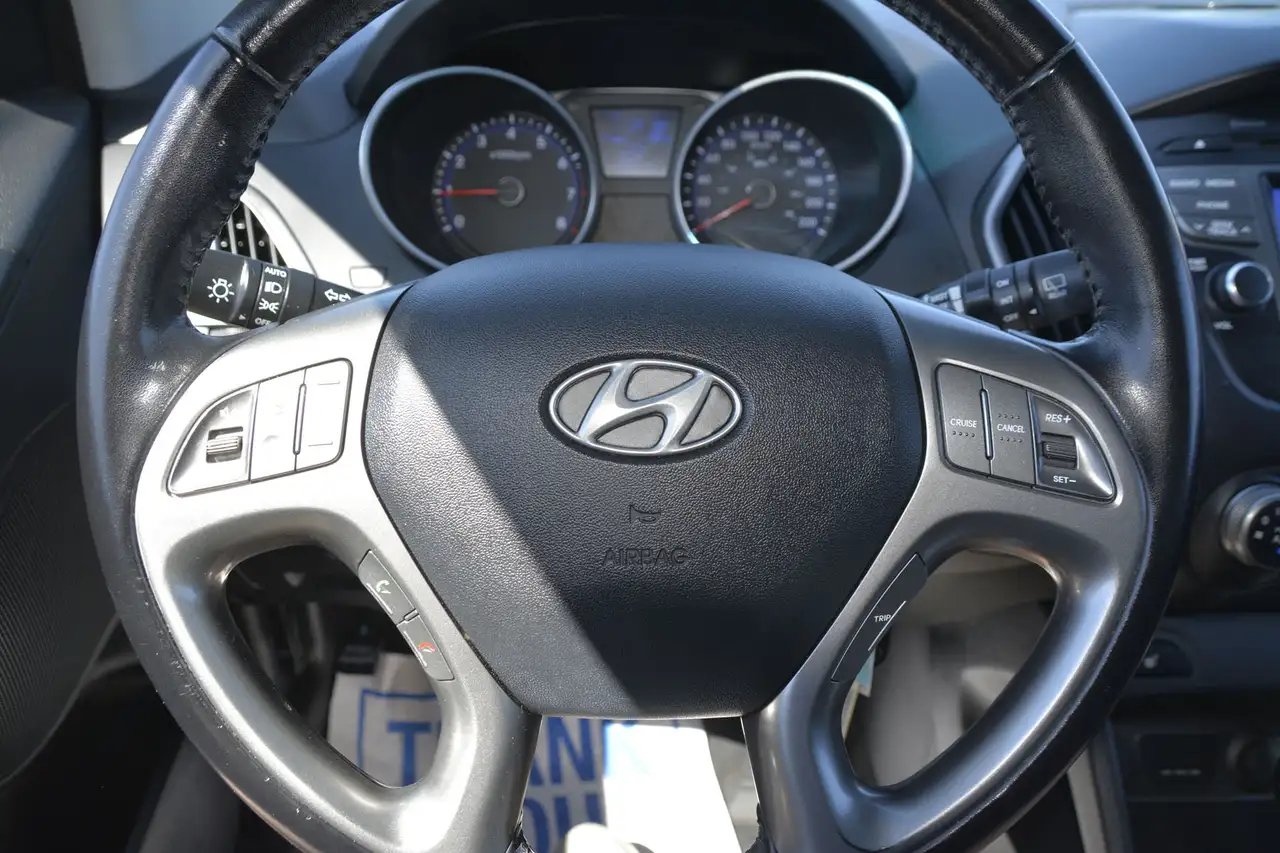 Hyundai TUCSON снимка Hyundai TUCSON