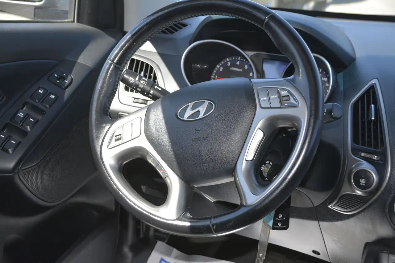 Hyundai TUCSON снимка Hyundai TUCSON