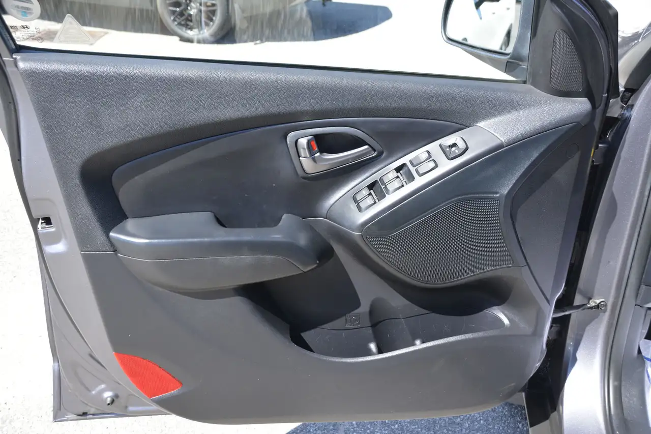 Hyundai TUCSON снимка Hyundai TUCSON