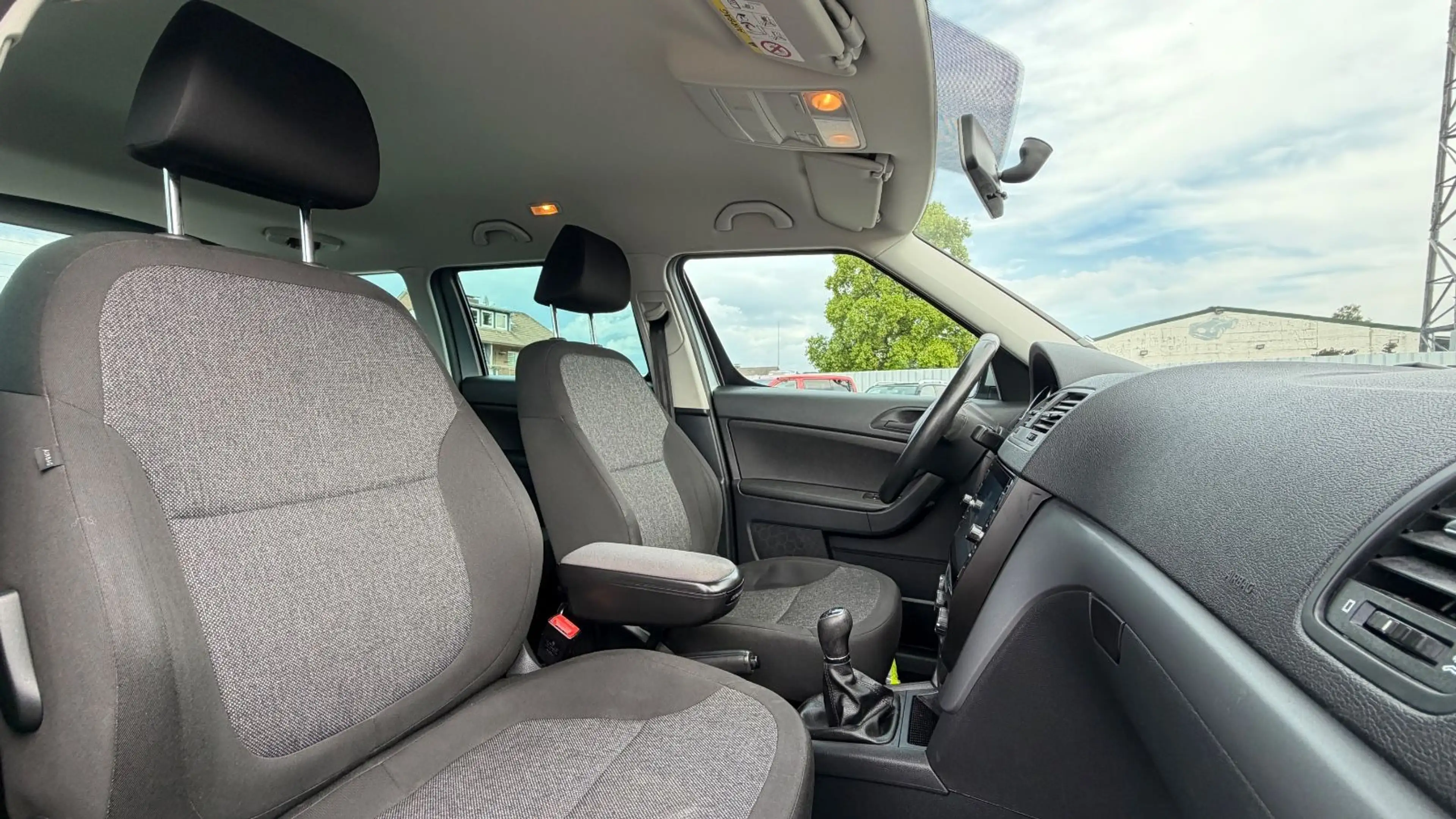 Skoda Yeti Cool Edition Outdoor | 72.900KM | 2.HAND — photo 15