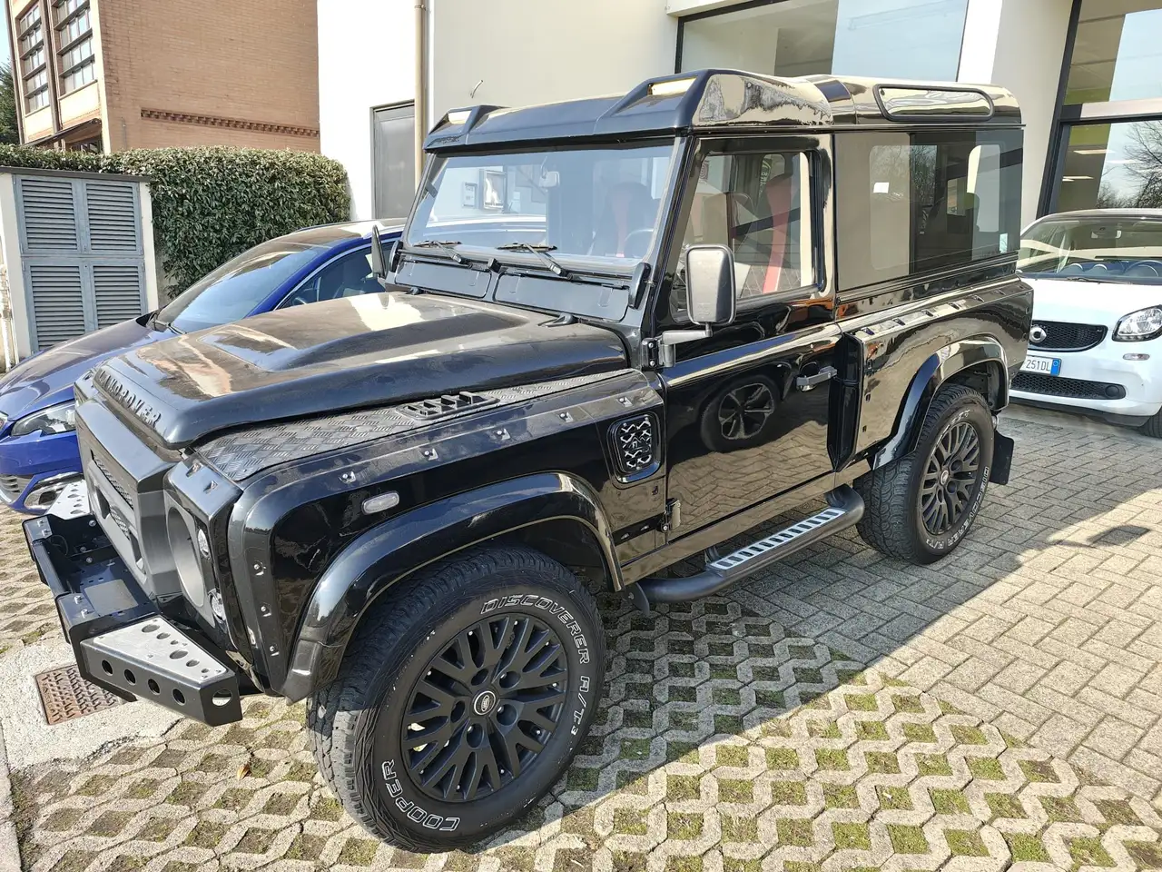 Land Rover Defender 90 2.5 td5 County SW, foto 7