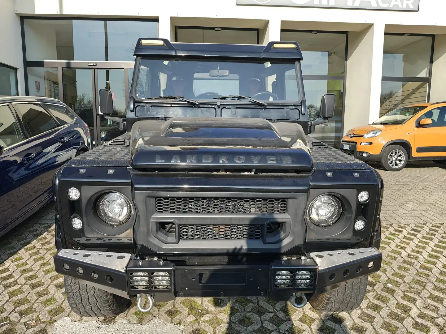 Land Rover Defender 90 2.5 td5 County SW Noir - 2