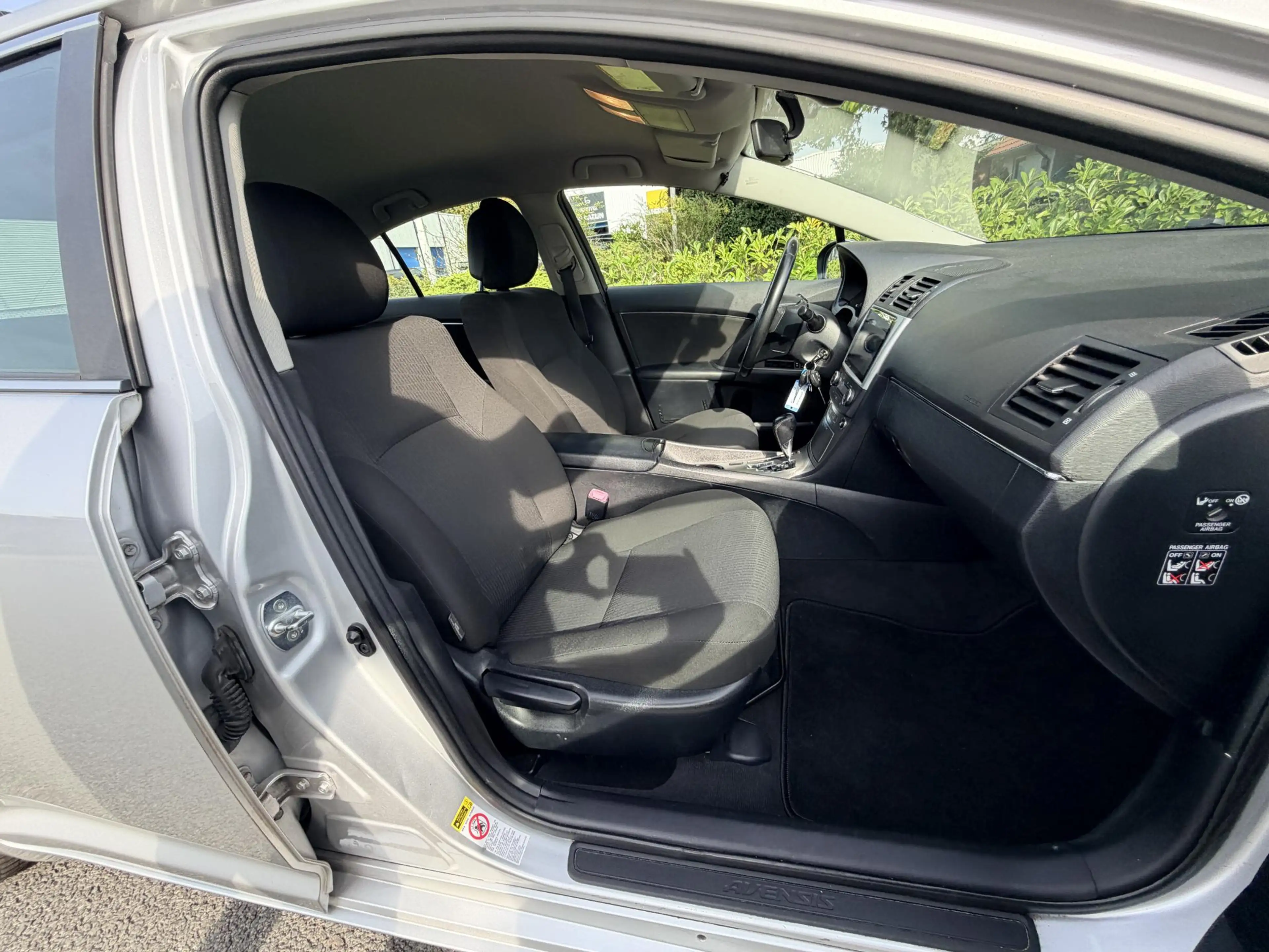 Toyota Avensis 1.8 VVTi Dynamic 147PK Automaat — photo 24