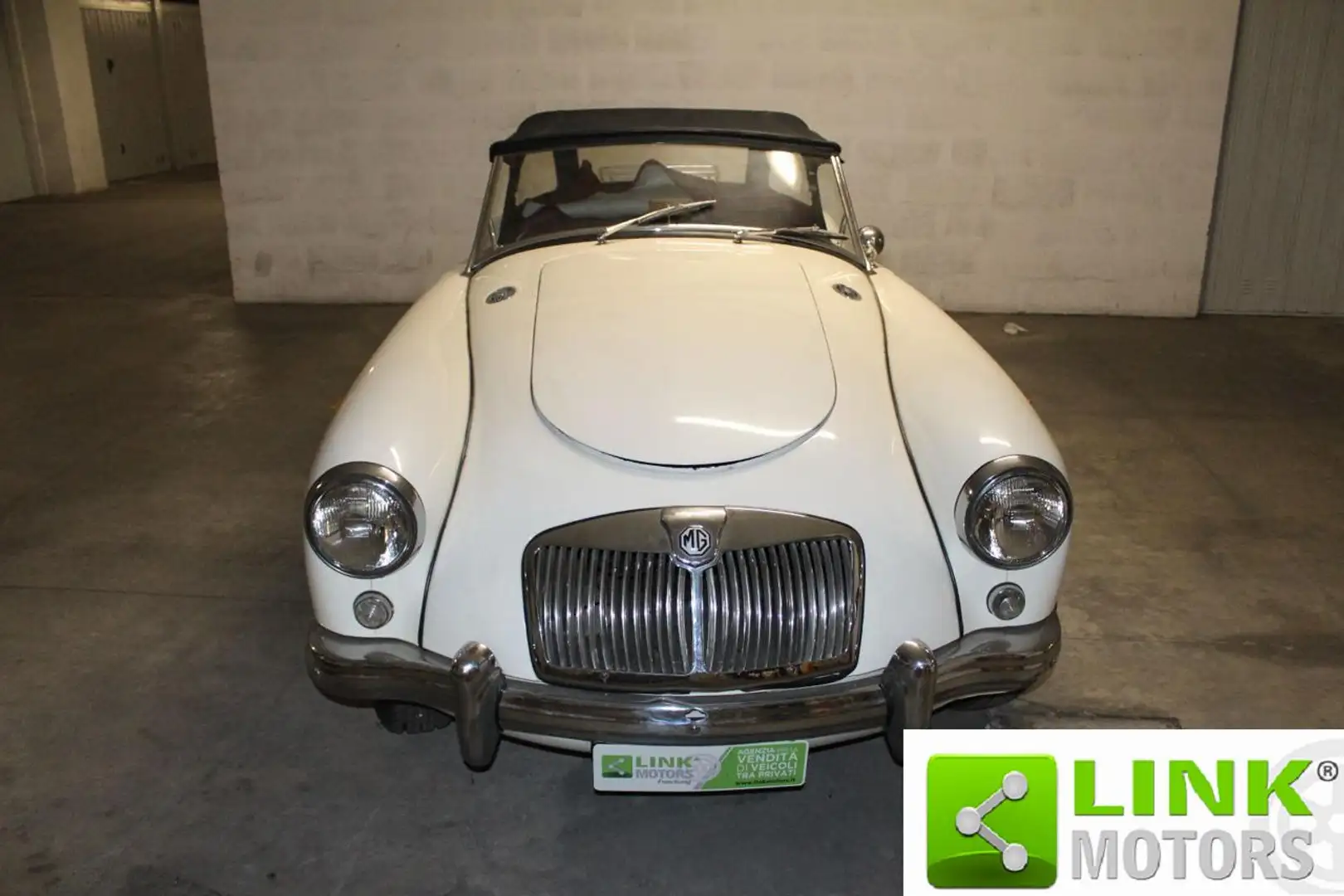 MG MGA 1956 Bianco - 2