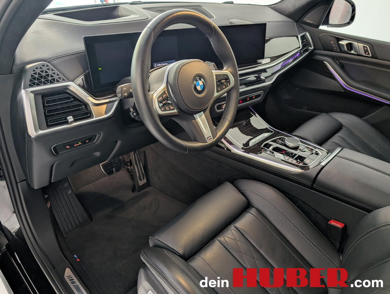 BMW X7 xDrive40d — photo 11