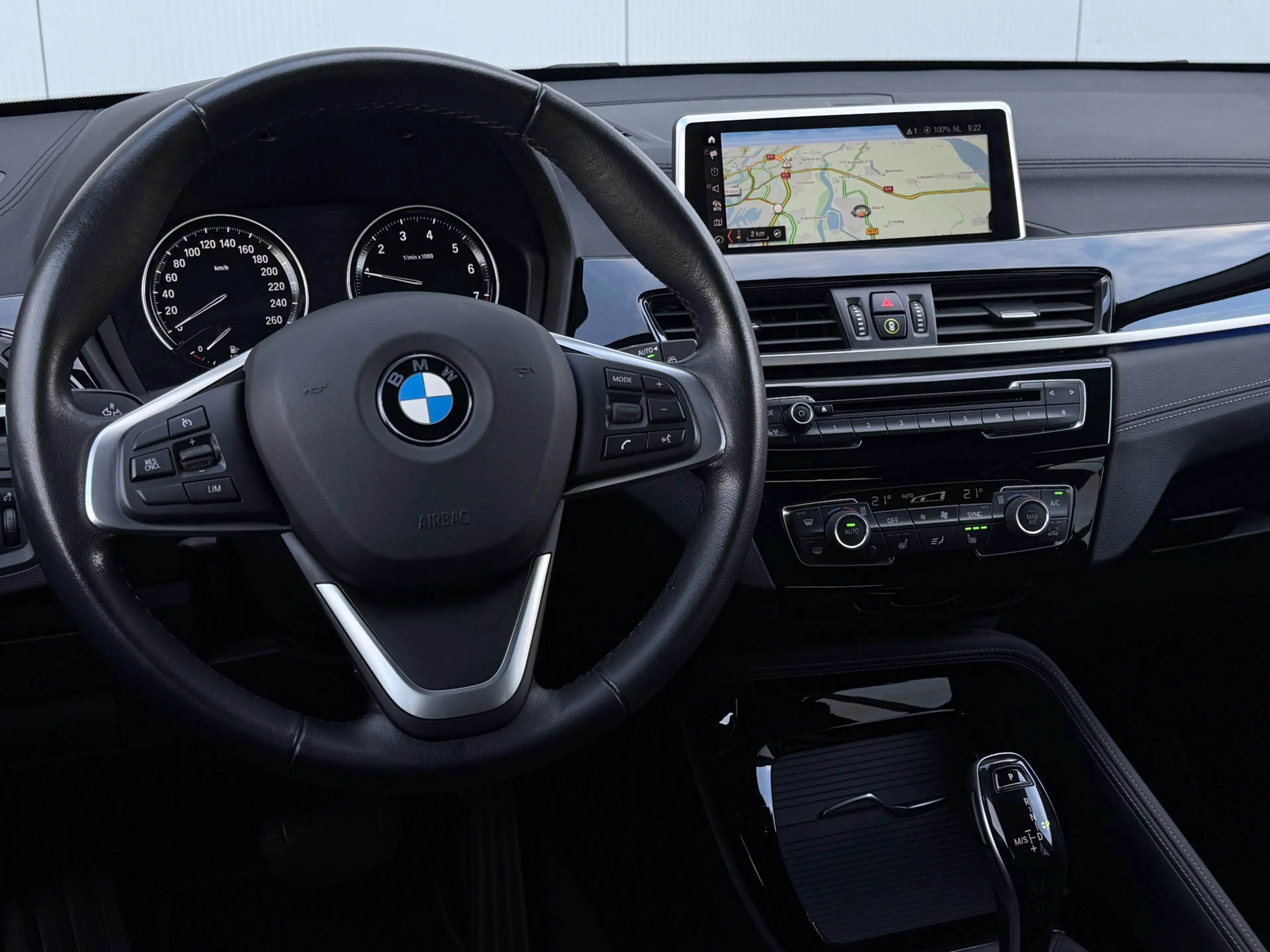 BMW X1 sDrive18i High Executive Automaat Navigatie/Trekha — photo 8