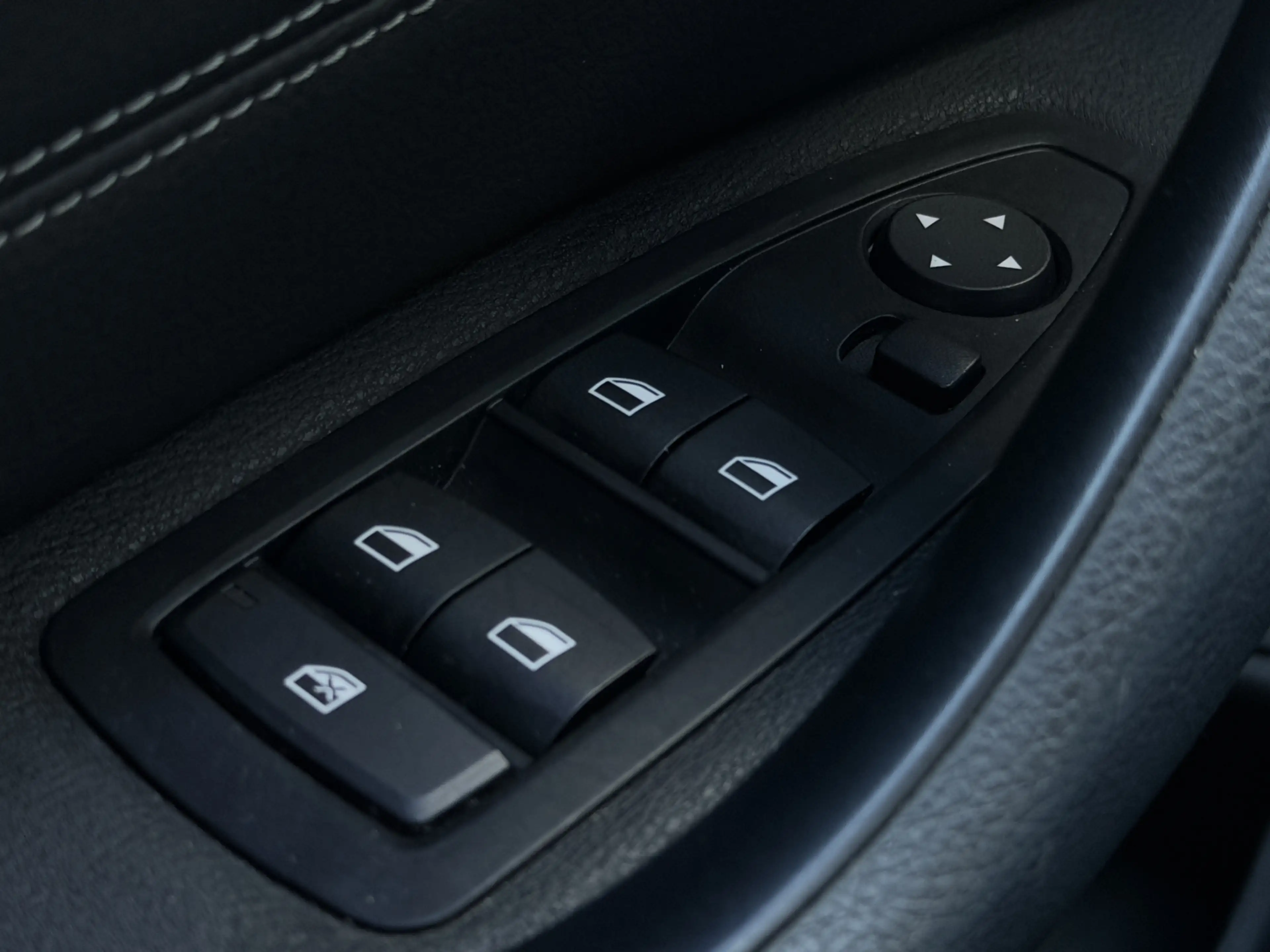 BMW X1 sDrive18i High Executive Automaat Navigatie/Trekha — photo 32