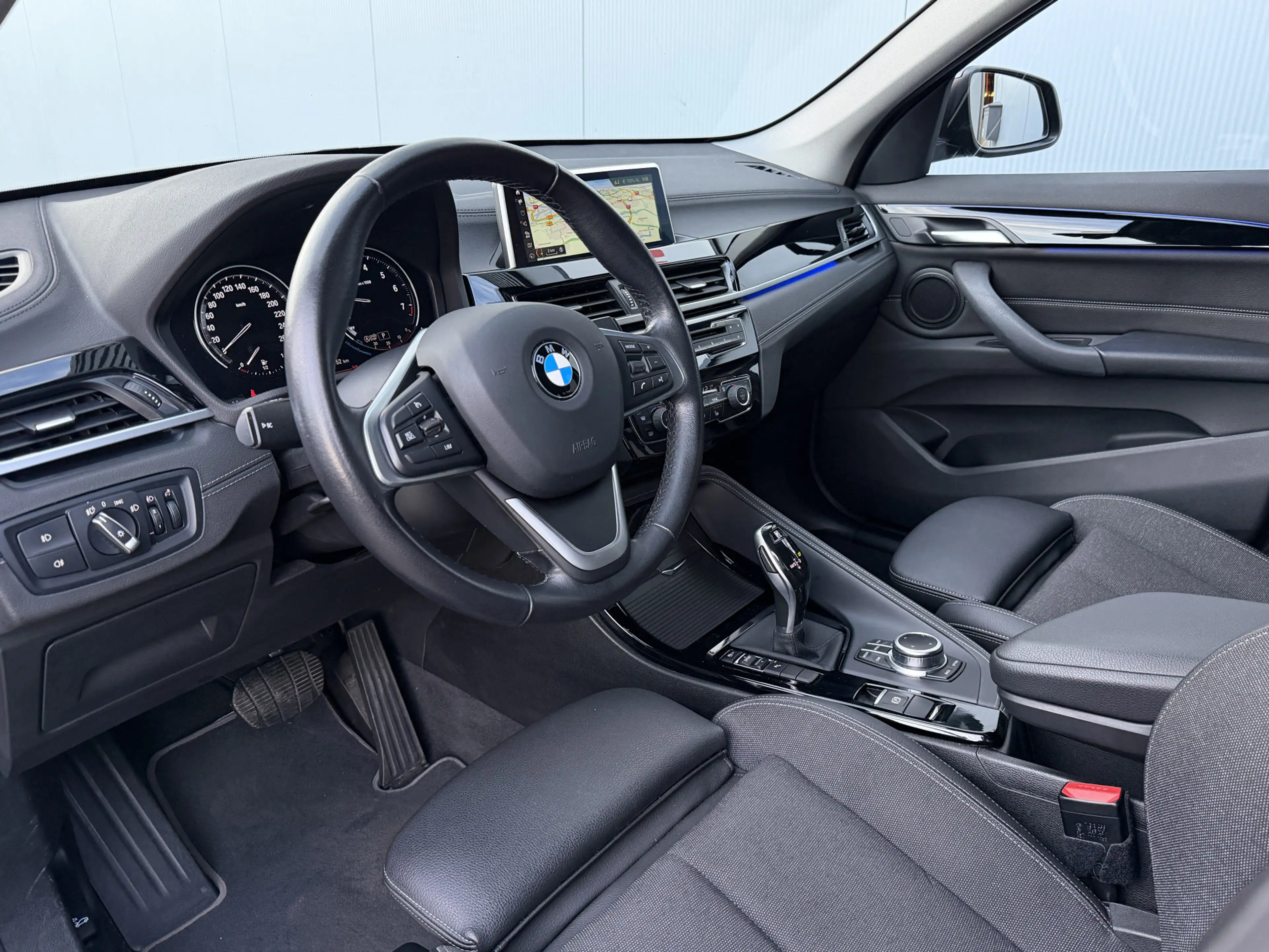 BMW X1 sDrive18i High Executive Automaat Navigatie/Trekha — photo 6