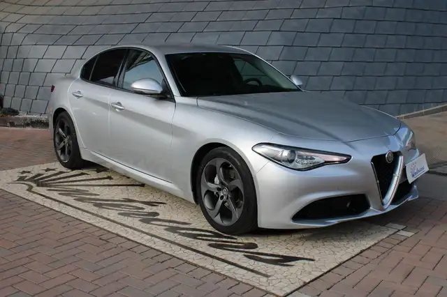 Alfa Romeo Giulia 2.2 Turbodiesel 150 CV AT8 Super