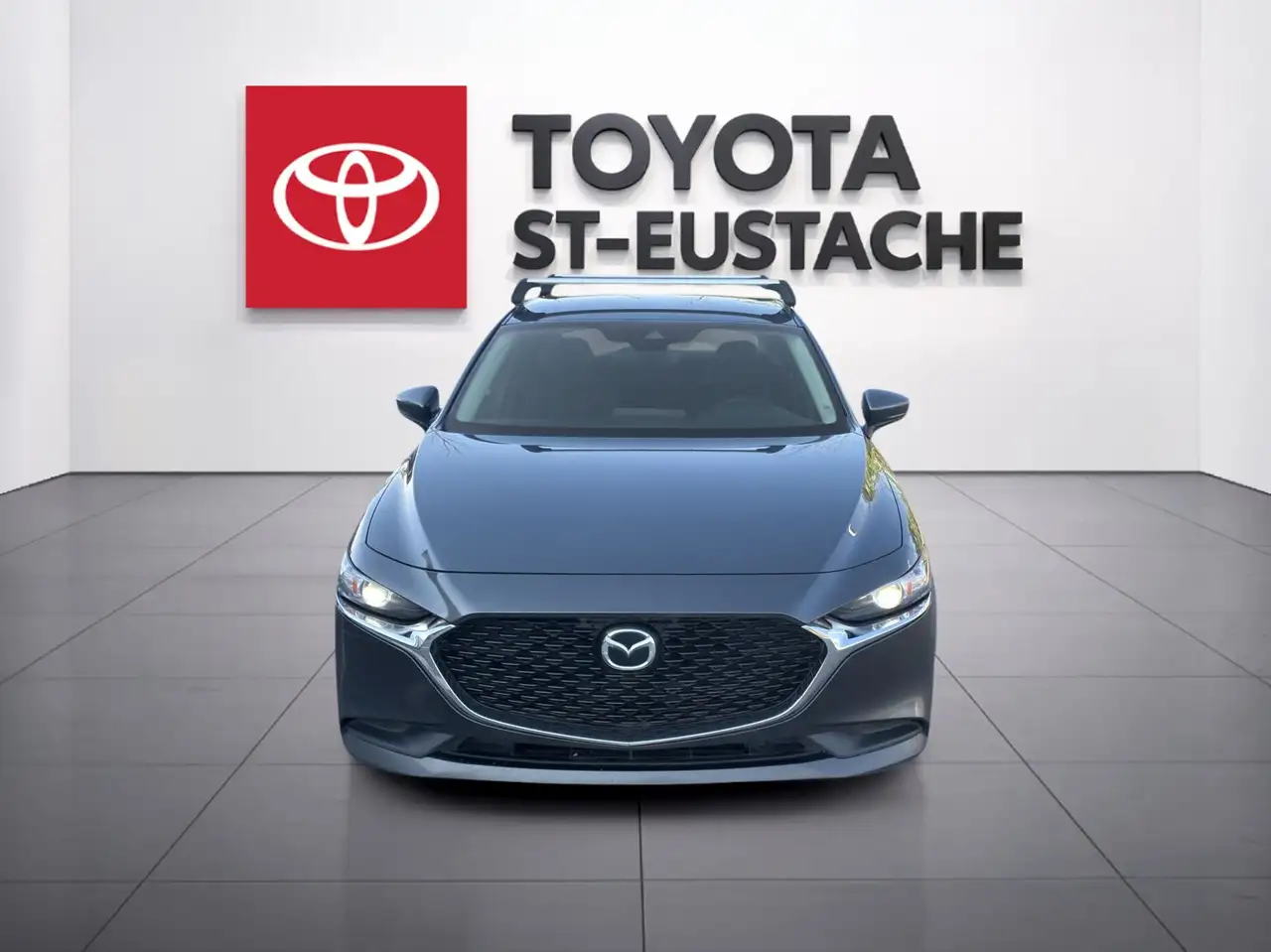 Mazda 3 снимка Mazda 3