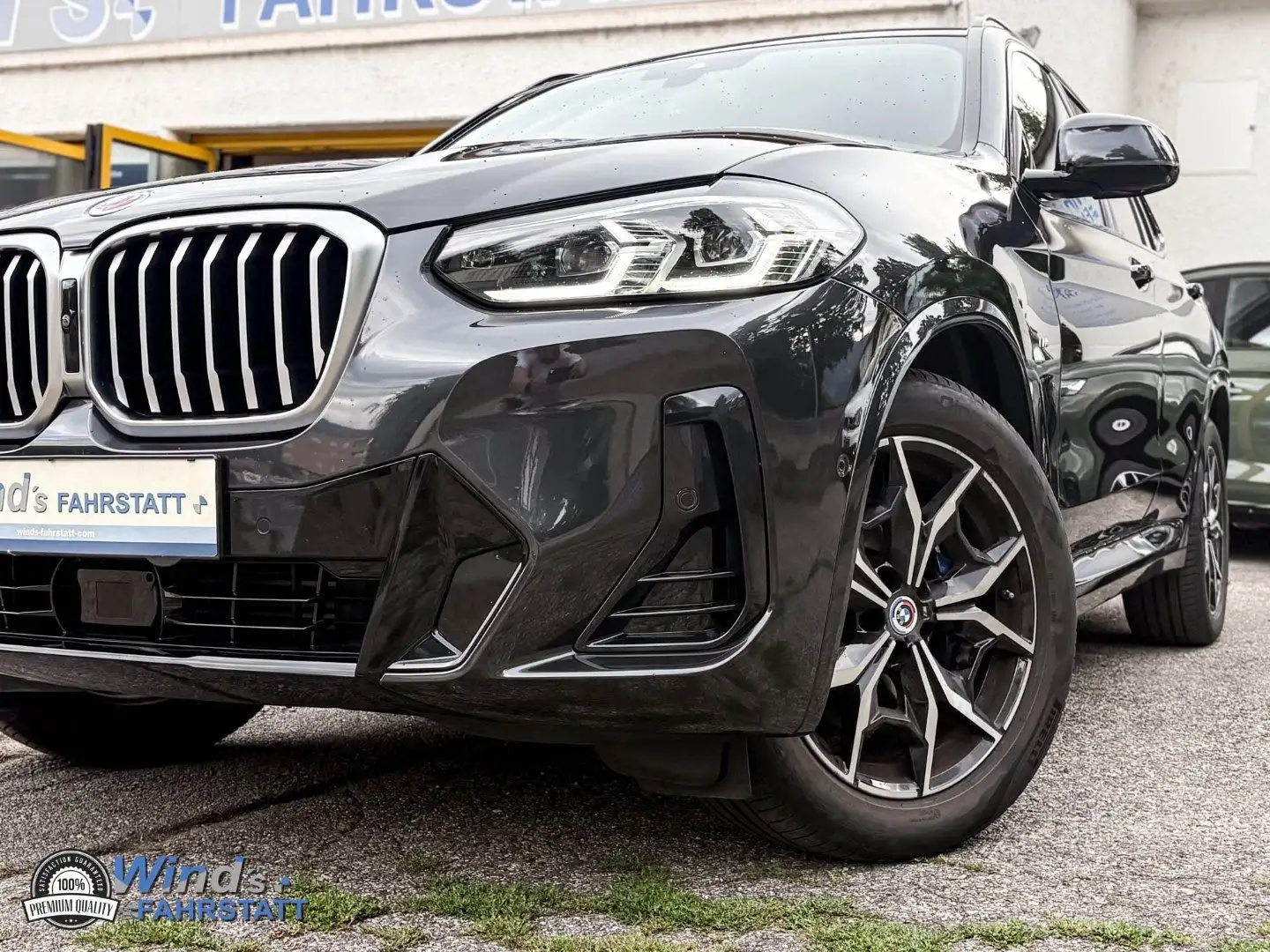 BMW X3 30d x Drive M Sport Grau - 2