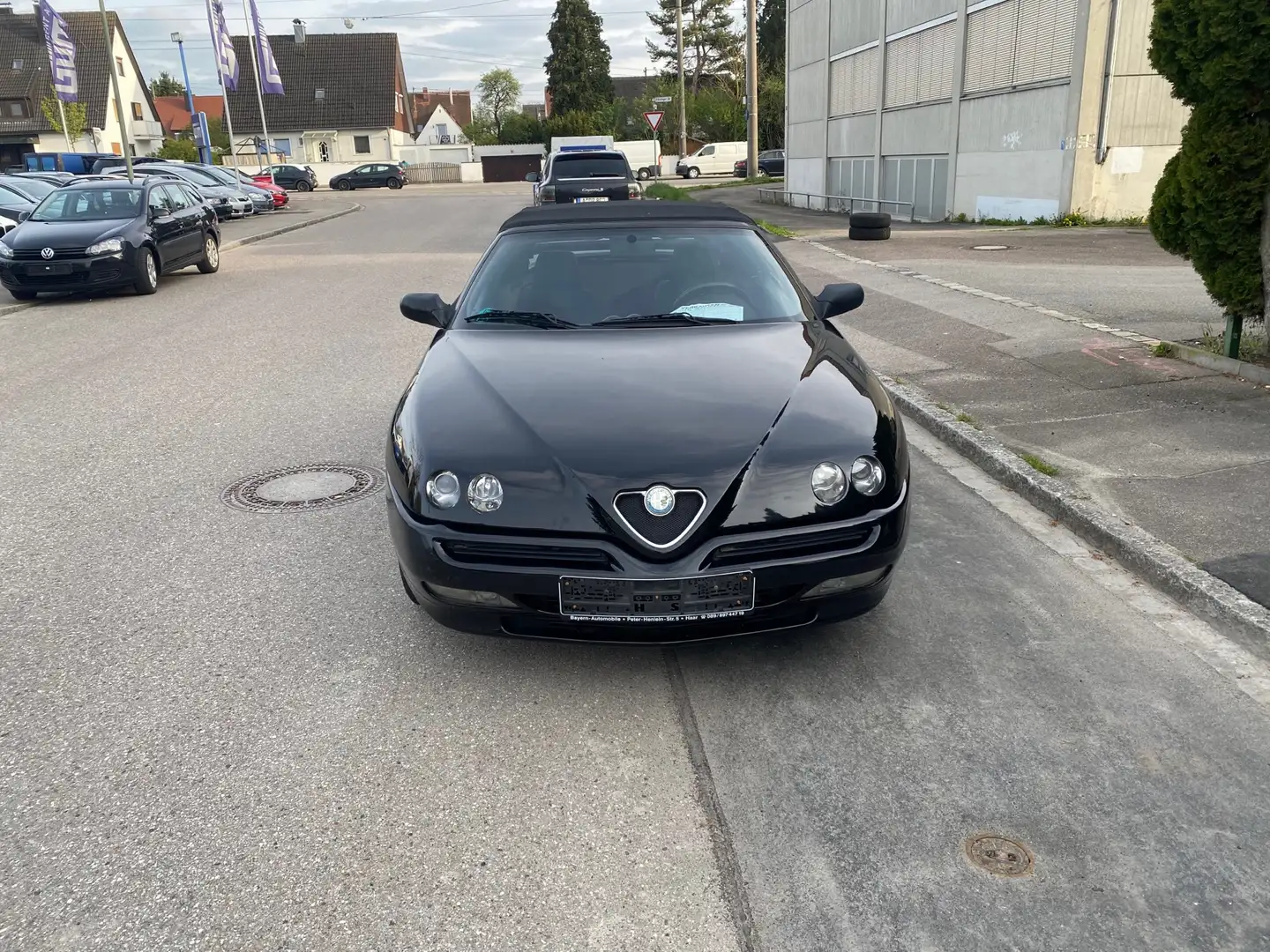 Alfa Romeo Spider 1,816V Twin Spark APRIL 2025 Černá - 1