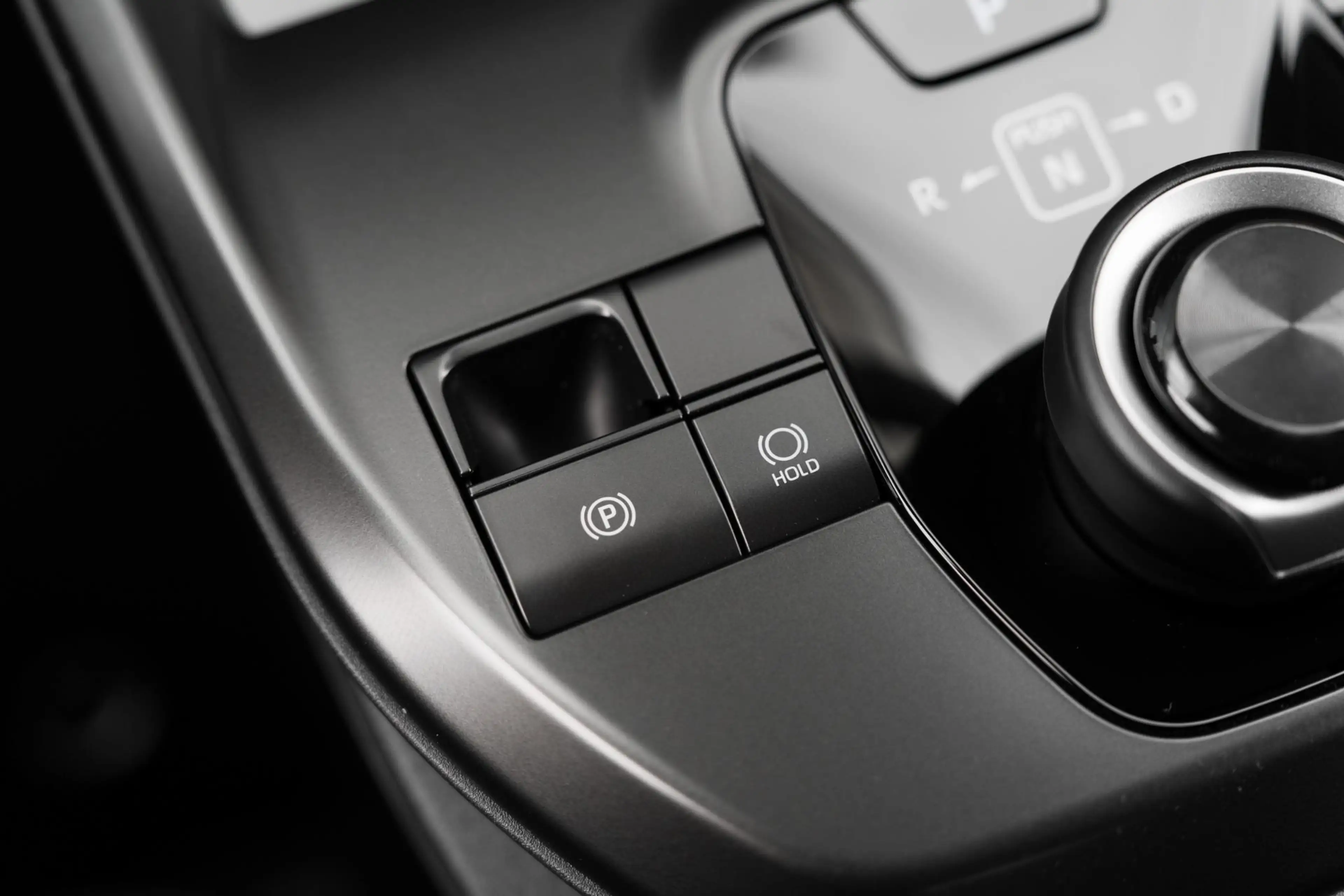 Toyota C-HR+ First Edition 77 kWh — photo 19