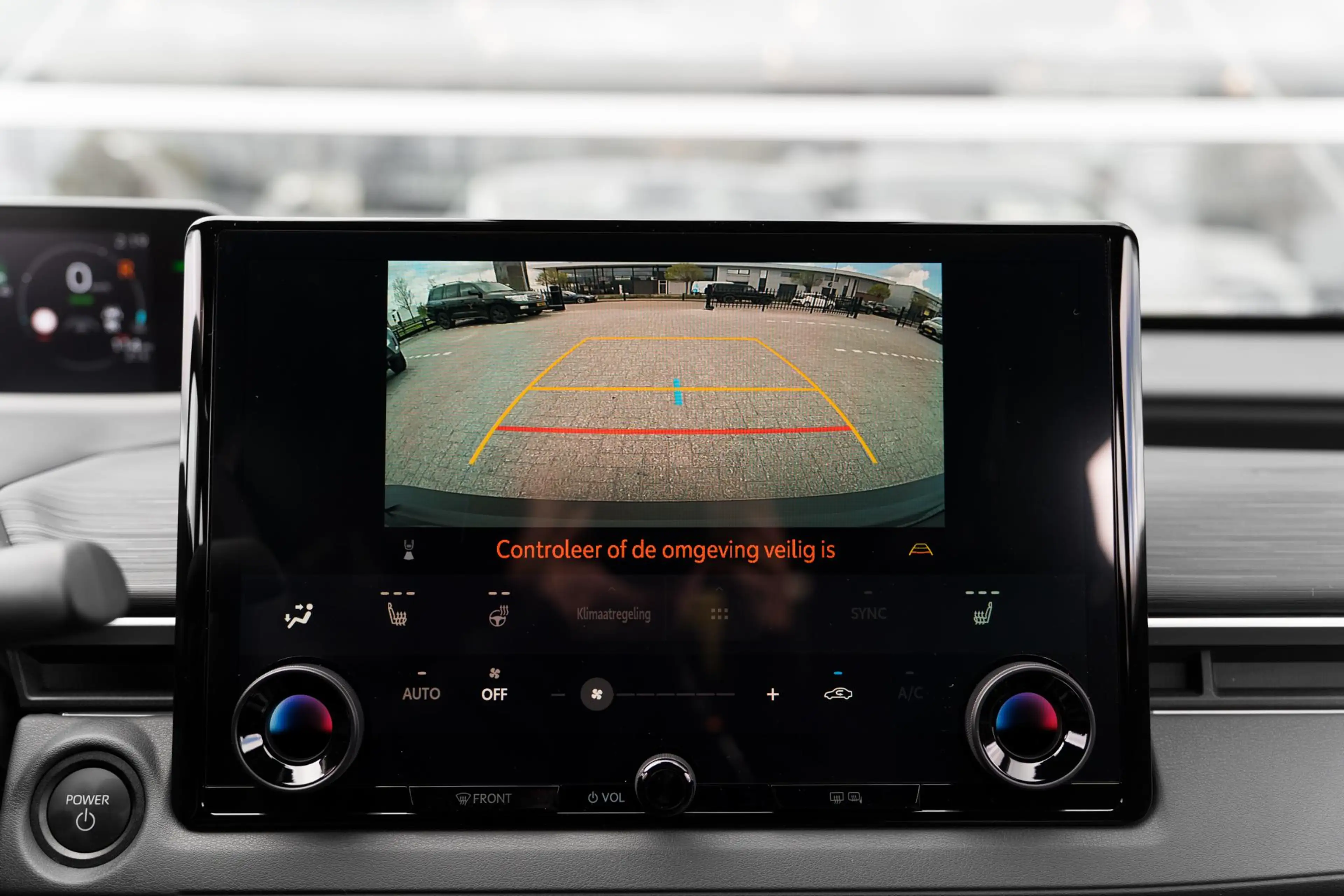 Toyota C-HR+ First Edition 77 kWh — photo 22