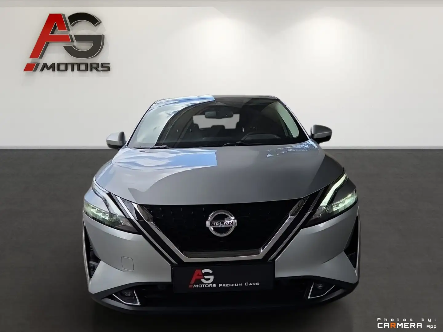 Nissan Qashqai 1,3 DIG-T N-Connecta Aut./LED/360° Kamera/Navi/SH Silber - 2