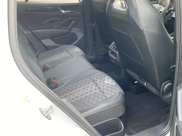 Volkswagen Tiguan view 18