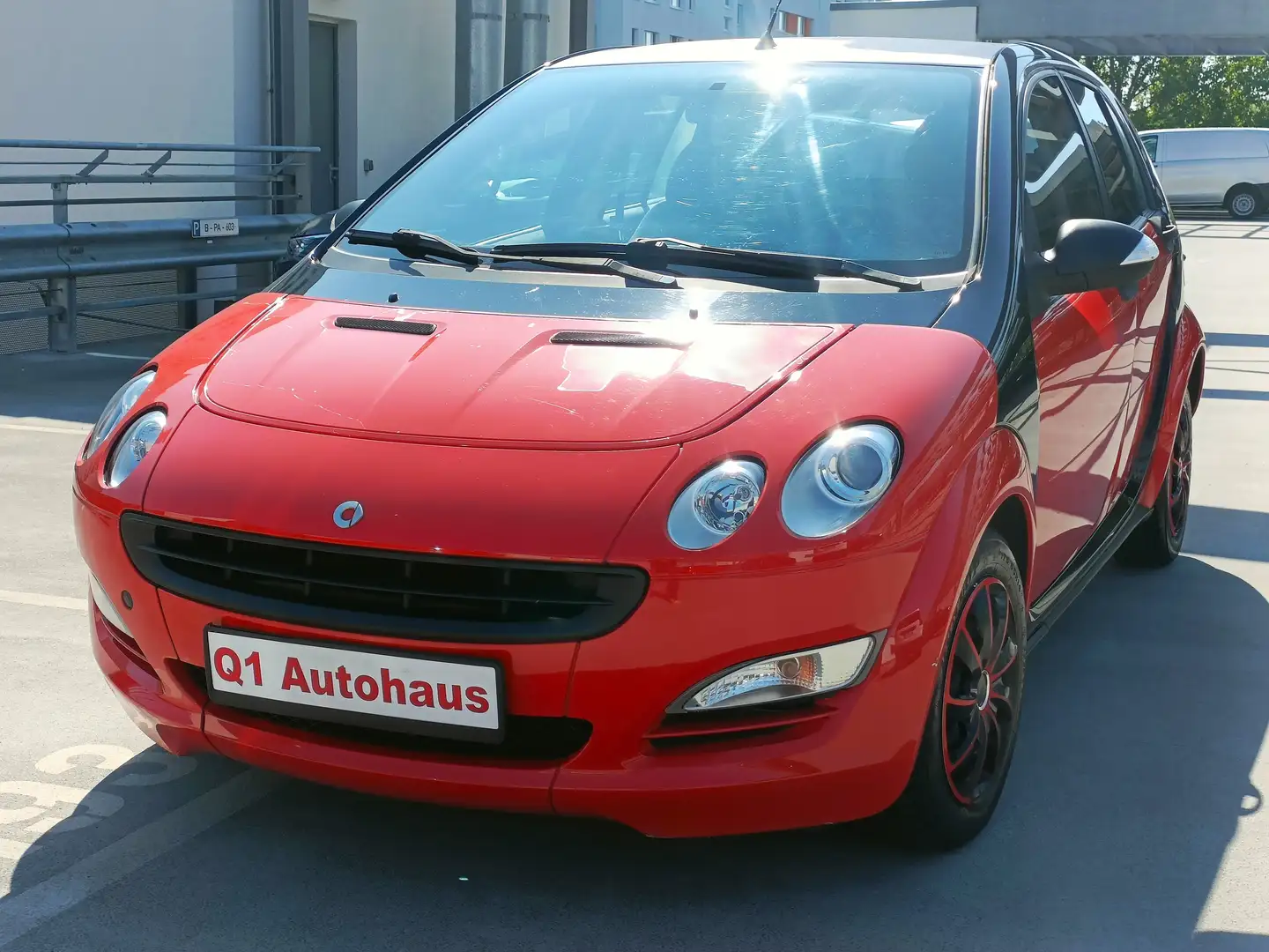 smart forFour PULSE 70KW AUTOMATIK/KLIMAAUTOMATIK/SERVOLENKUNG Schwarz - 1
