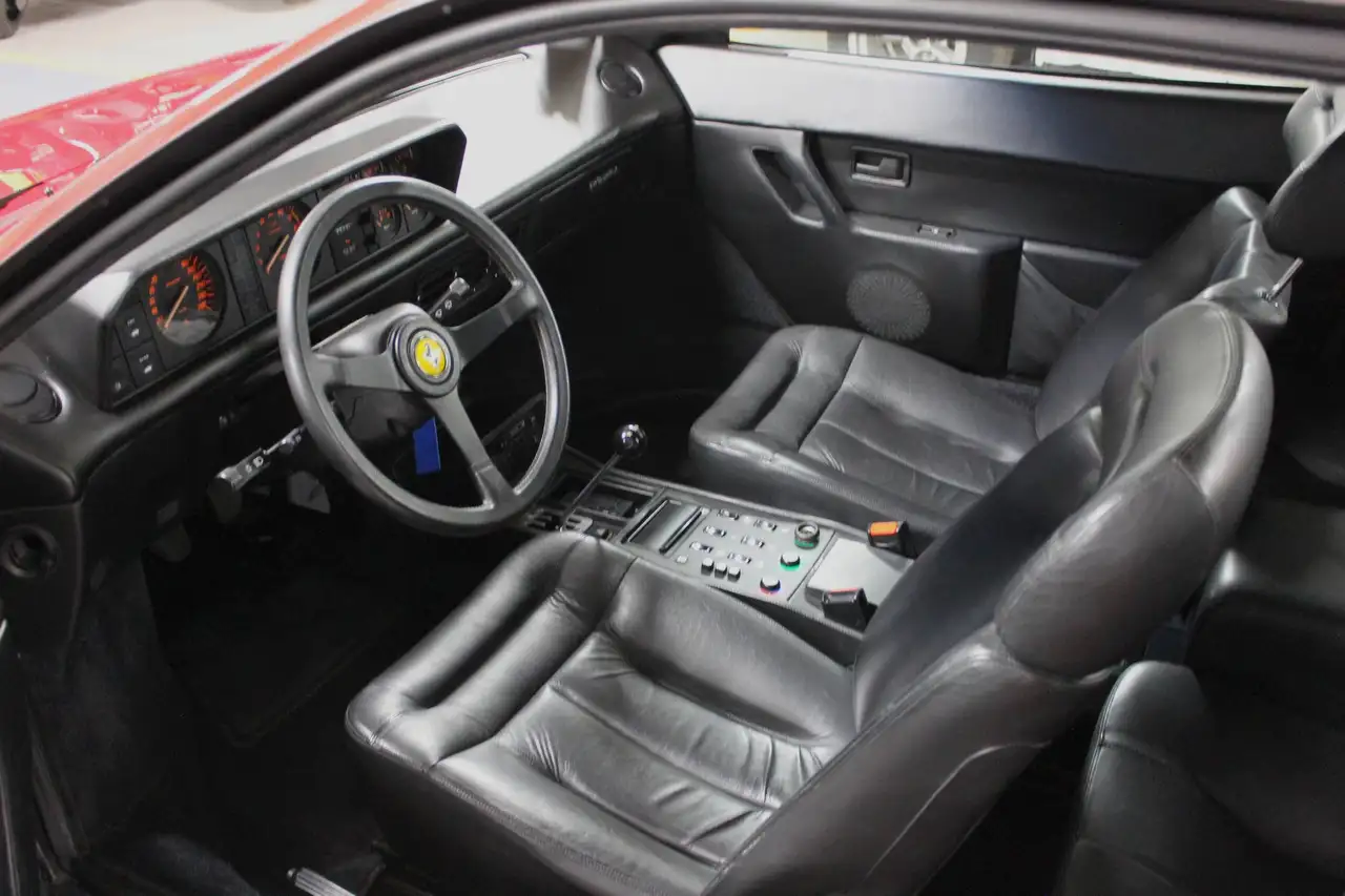 Ferrari Mondial 3.2, Tipo F105C. con ABS, foto 8